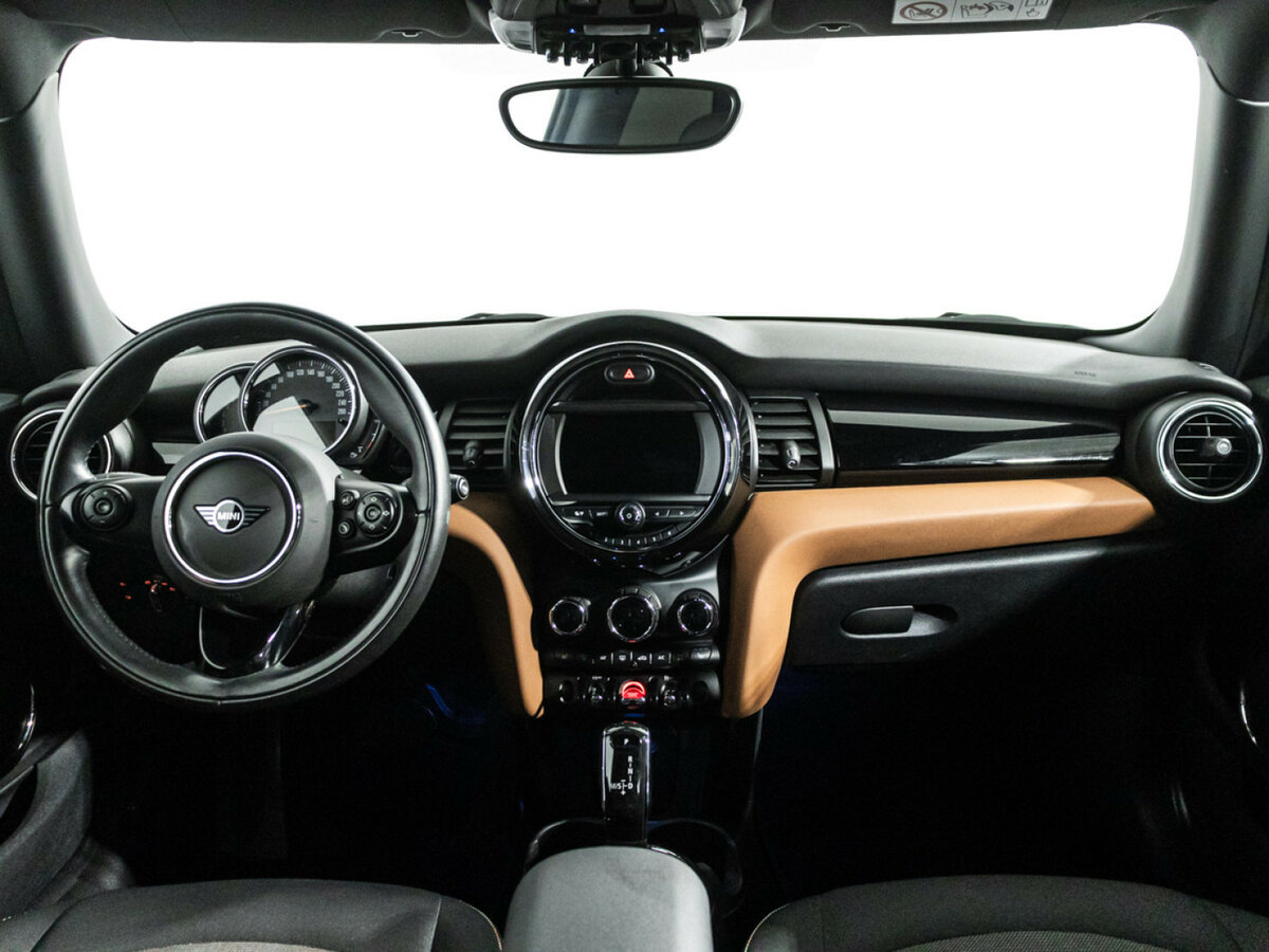 Mini Hatch с пробегом — 2020 год. Фото: #12