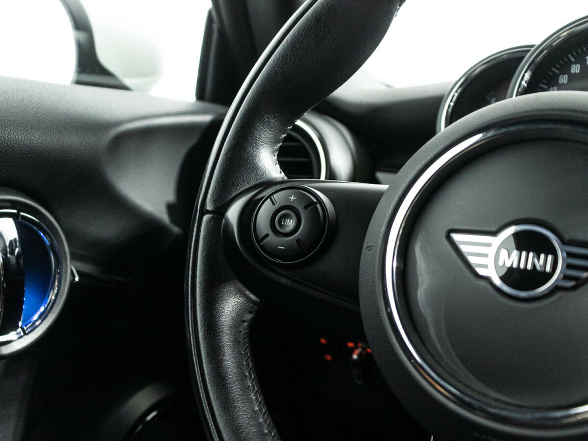 Mini Hatch с пробегом — 2020 год. Фото: #18