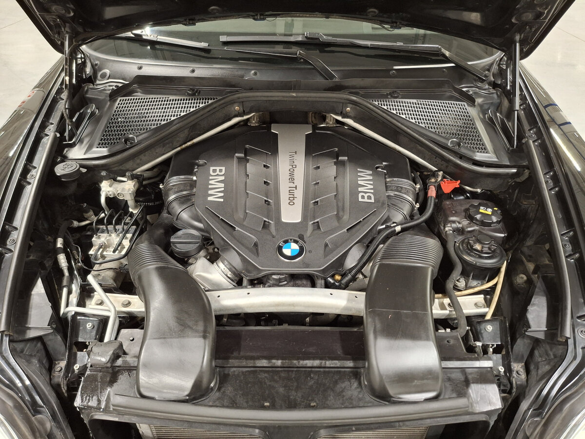 BMW X6 с пробегом — 2012 год. Фото: #8