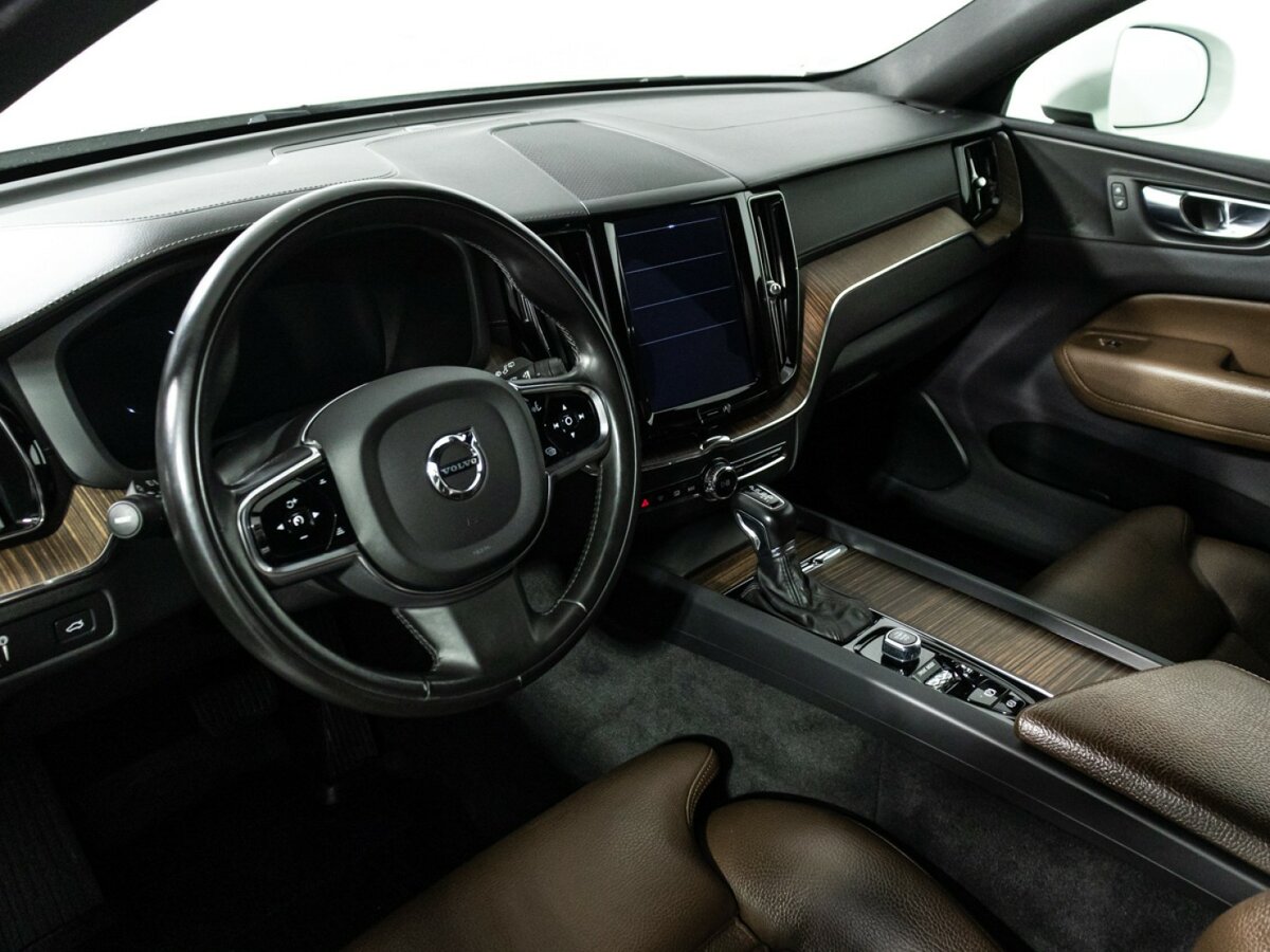 Volvo XC60 с пробегом — 2020 год. Фото: #8