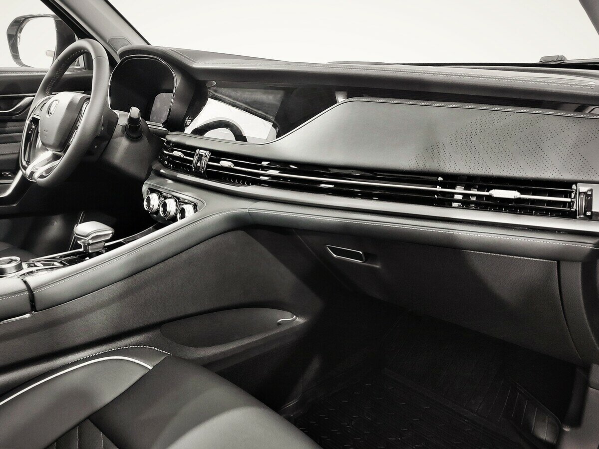 Changan CS95 с пробегом — 2023 год. Фото: #11