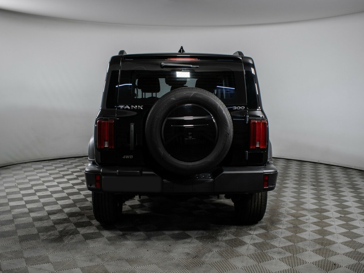 Tank 300 с пробегом — 2023 год. Фото: #5