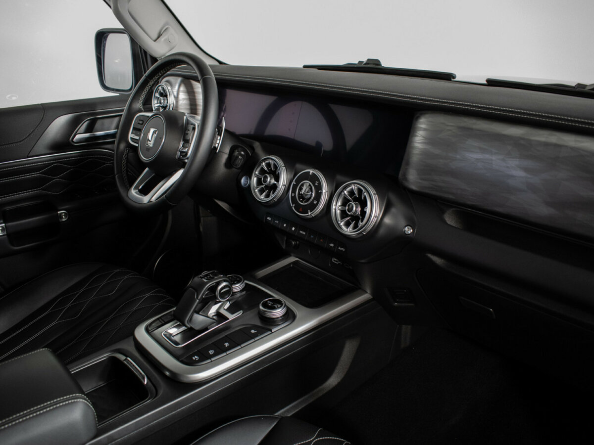 Tank 300 с пробегом — 2023 год. Фото: #8