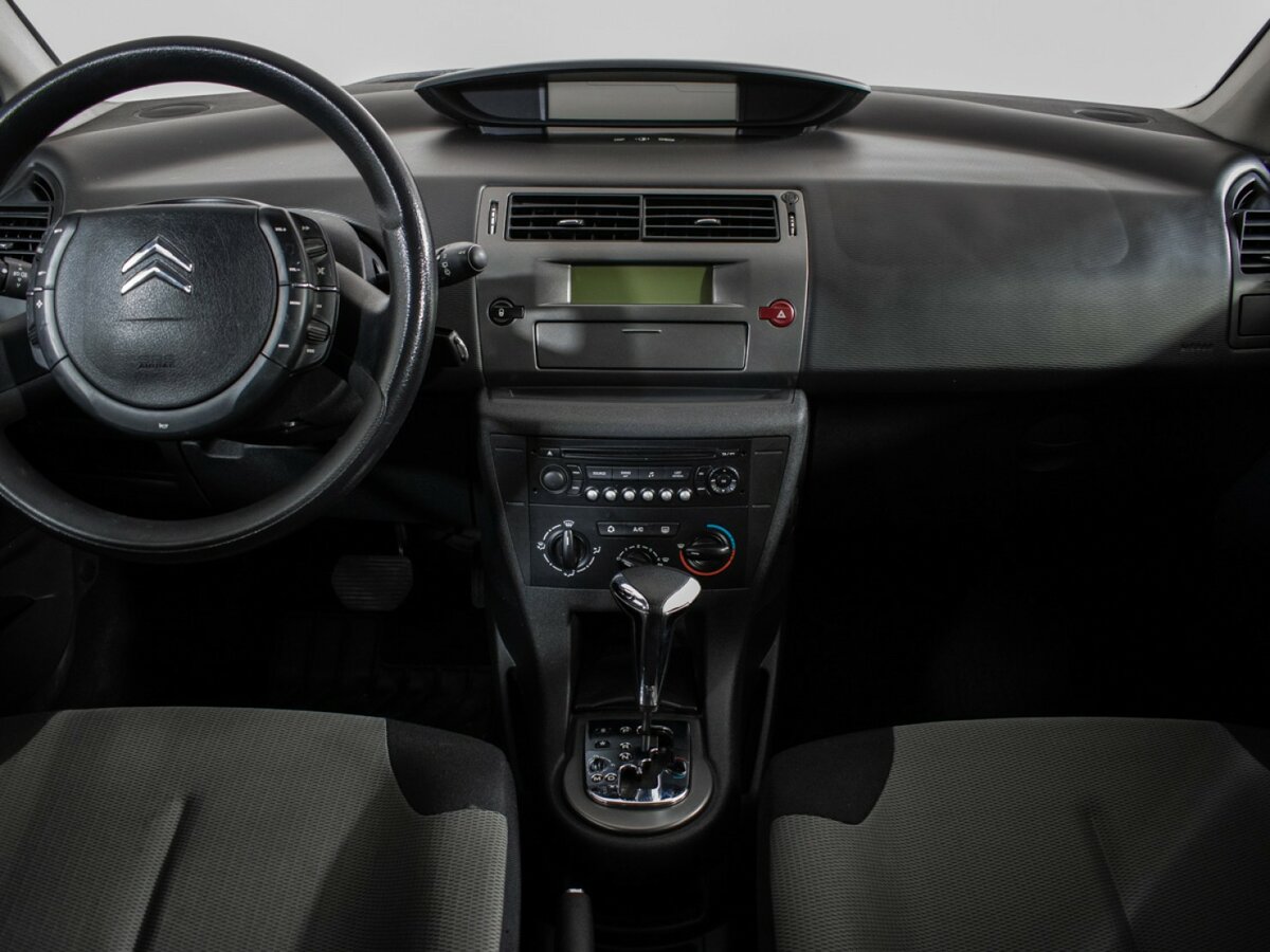 Citroen C4 с пробегом — 2010 год. Фото: #8