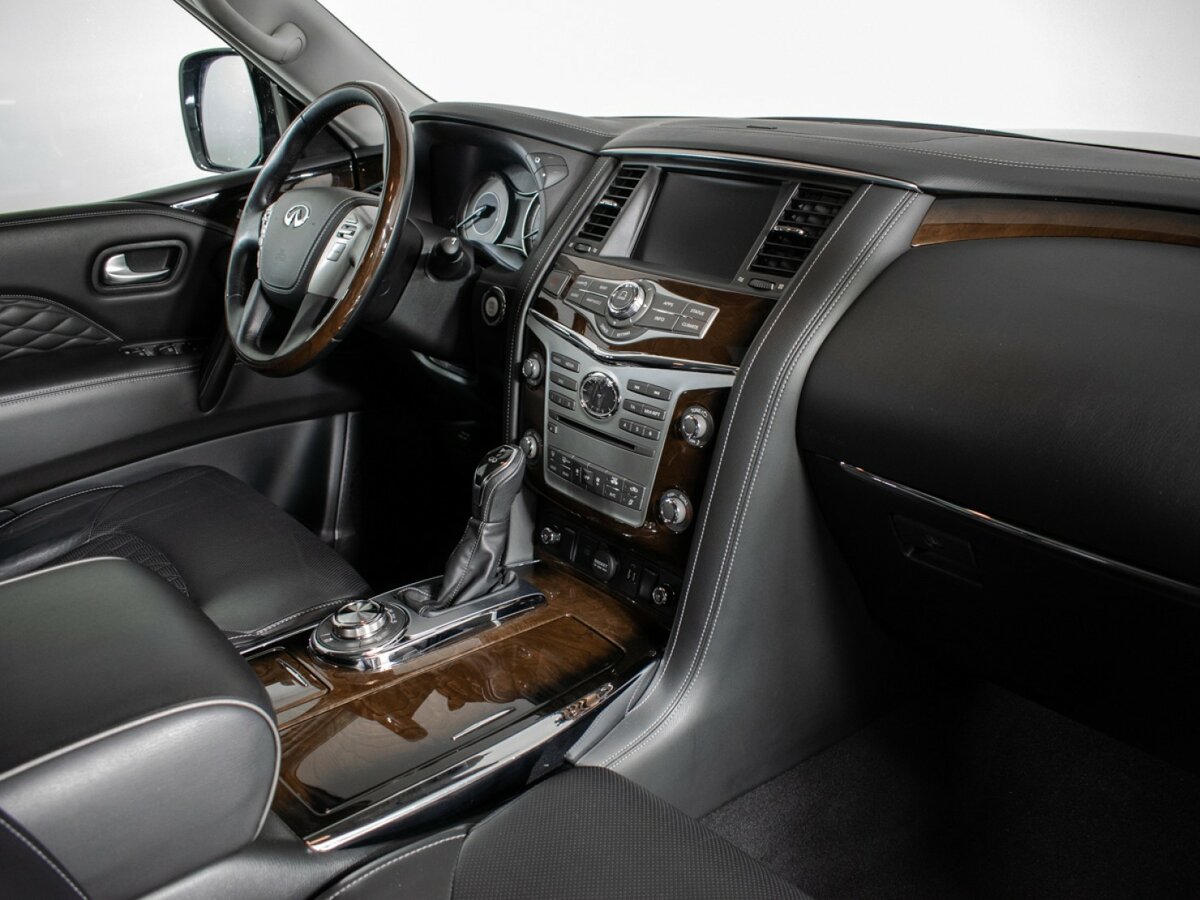 Infiniti QX80 с пробегом — 2018 год. Фото: #8