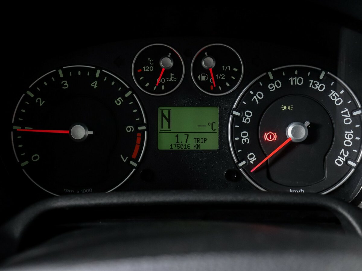 Ford Fusion с пробегом — 2007 год. Фото: #7