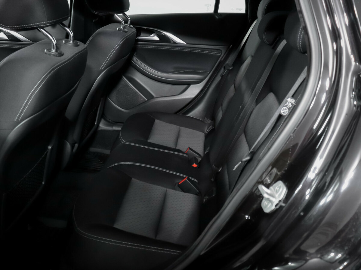 Infiniti QX30 с пробегом — 2017 год. Фото: #7