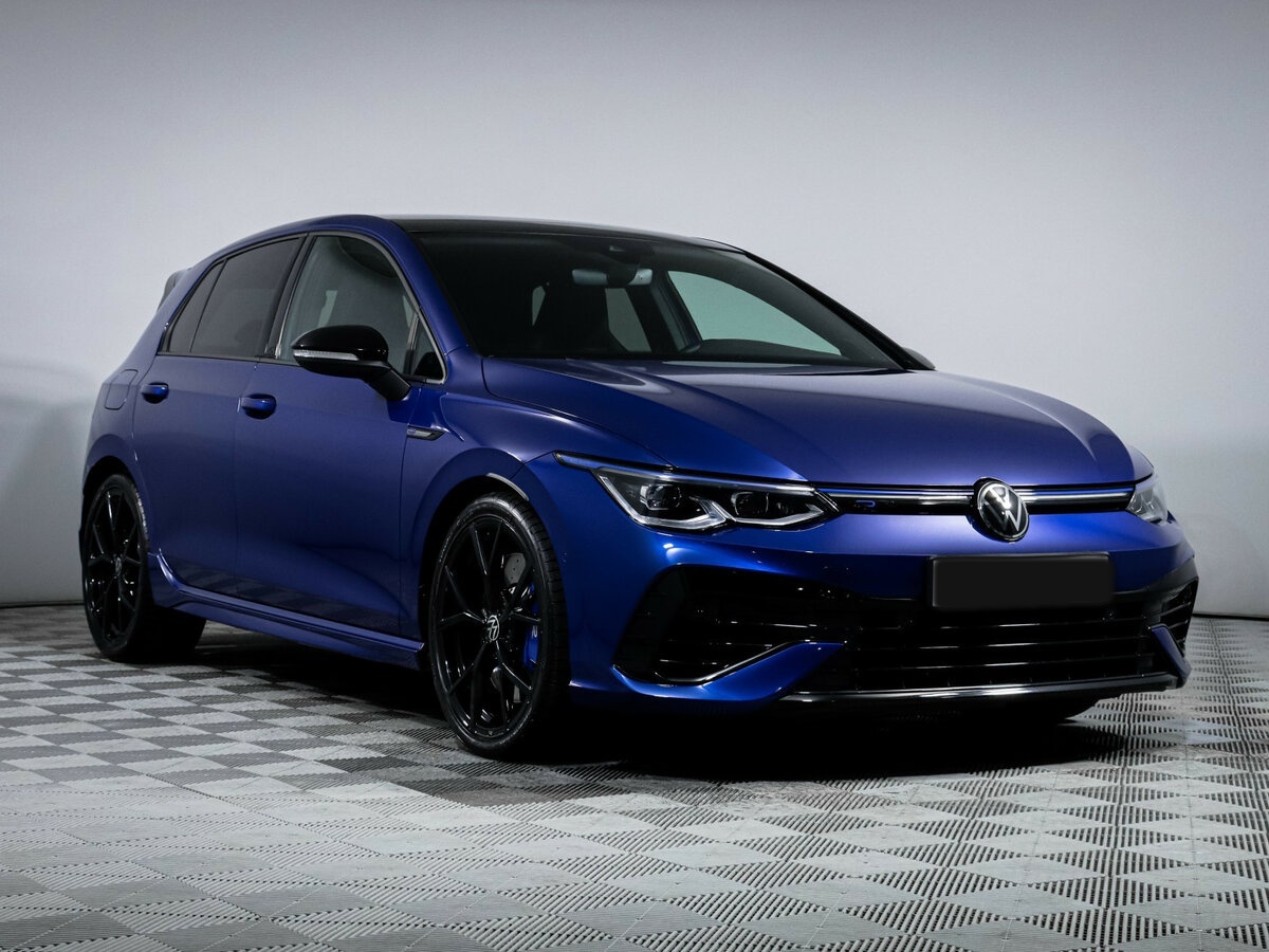 Volkswagen Golf R с пробегом — 2023 год. Фото: #2