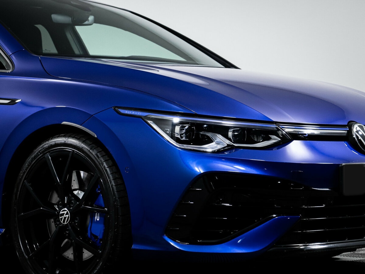 Volkswagen Golf R с пробегом — 2023 год. Фото: #15