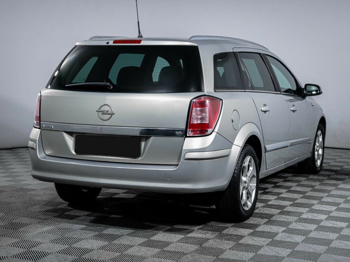 Opel Astra с пробегом — 2007 год. Фото: #3