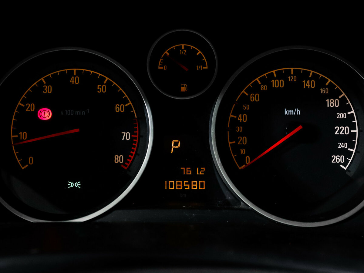 Opel Astra с пробегом — 2007 год. Фото: #8