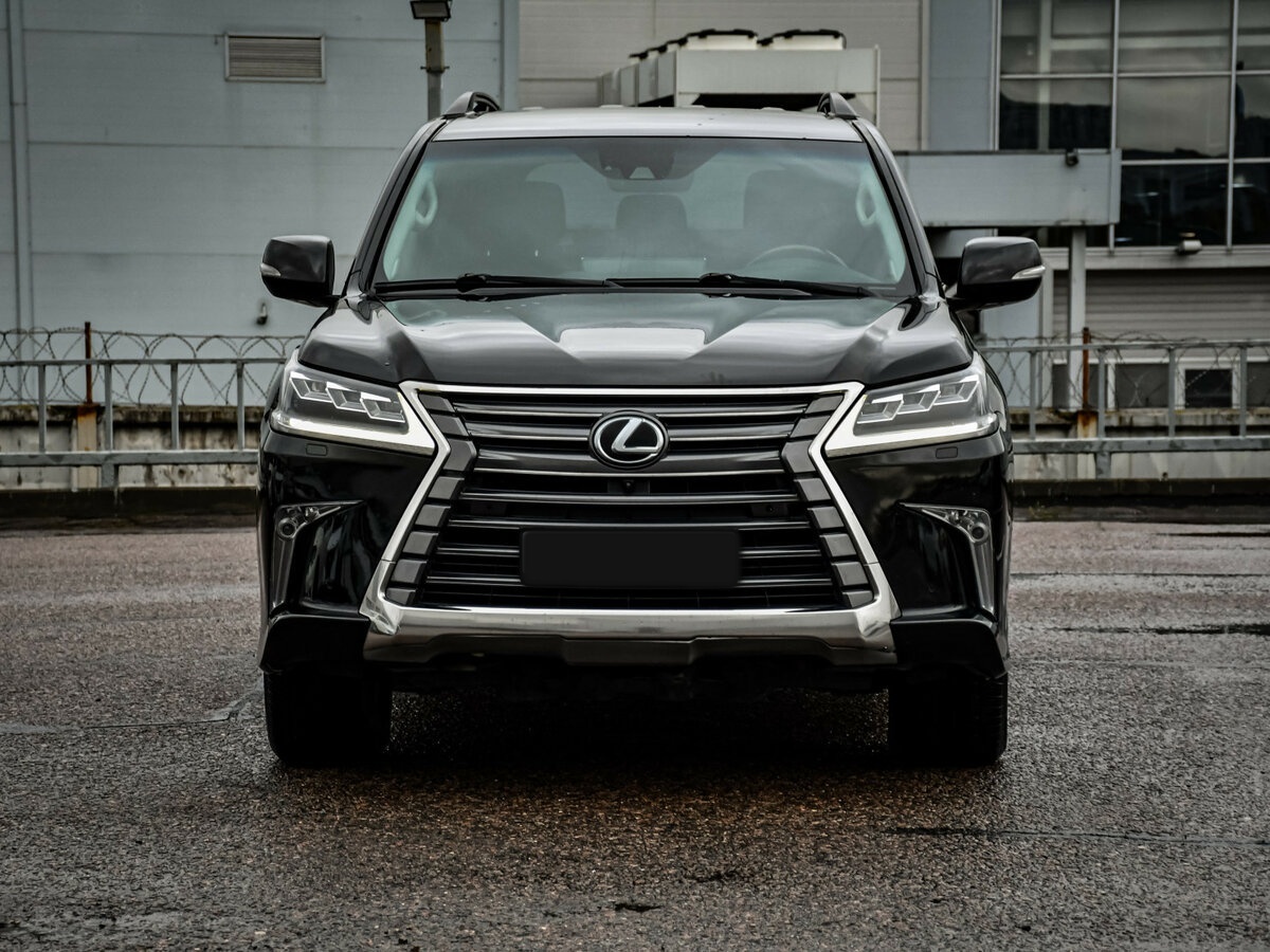 Lexus LX с пробегом — 2016 год. Фото: #1