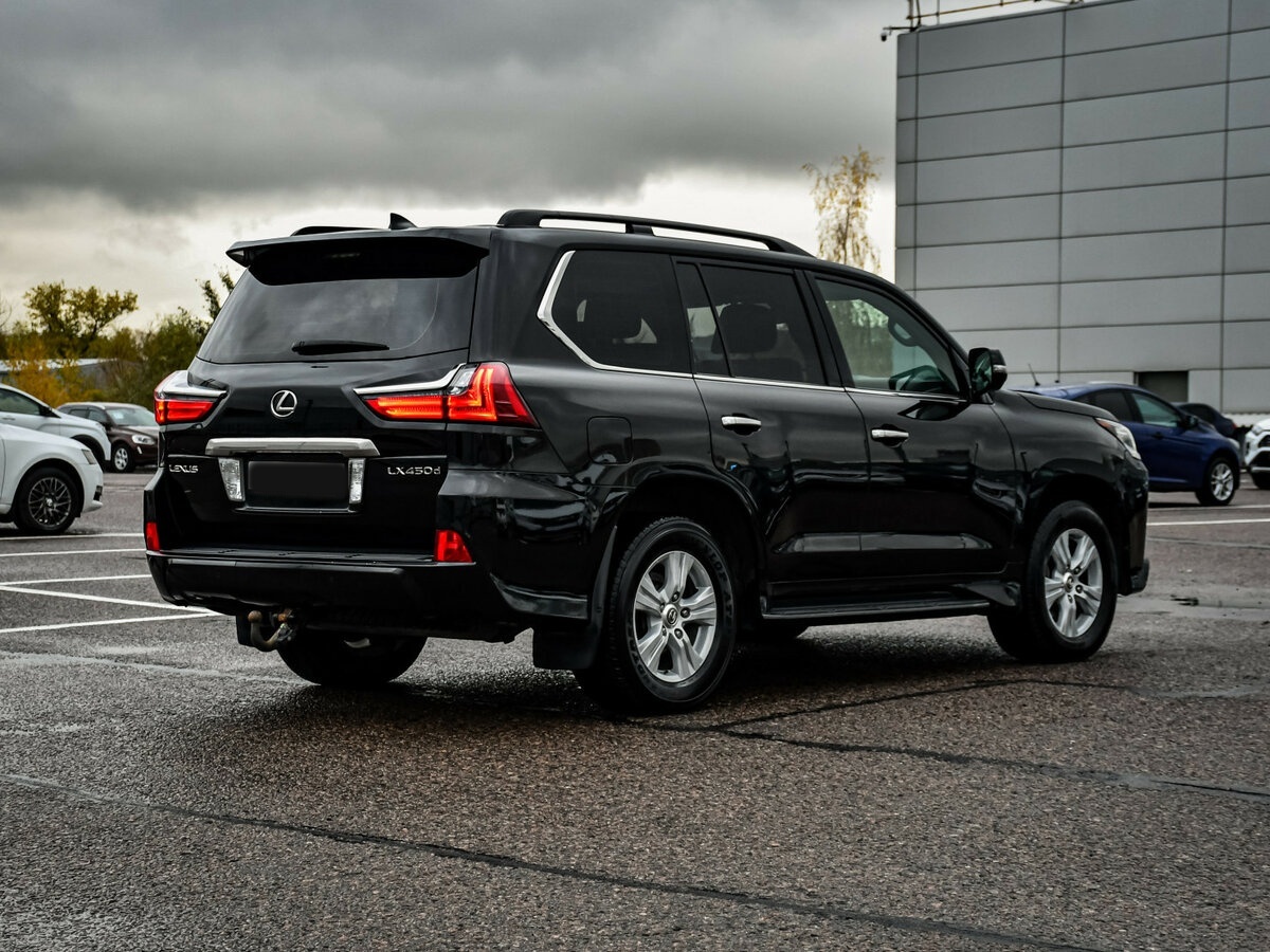 Lexus LX с пробегом — 2016 год. Фото: #4