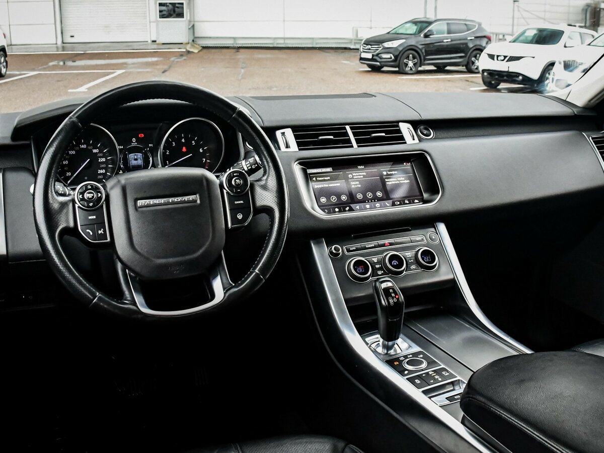 Land Rover Range Rover Sport с пробегом — 2017 год. Фото: #14