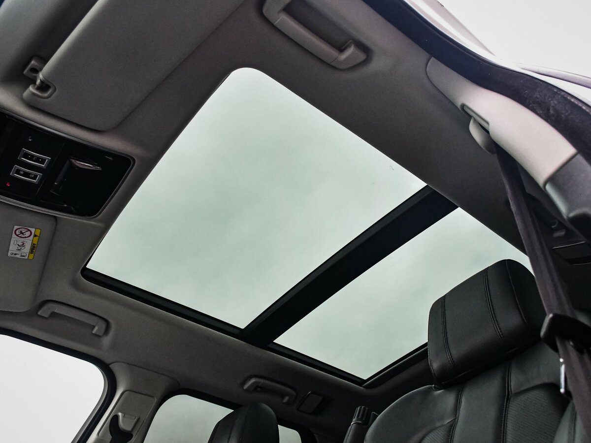 Land Rover Range Rover Sport с пробегом — 2017 год. Фото: #18