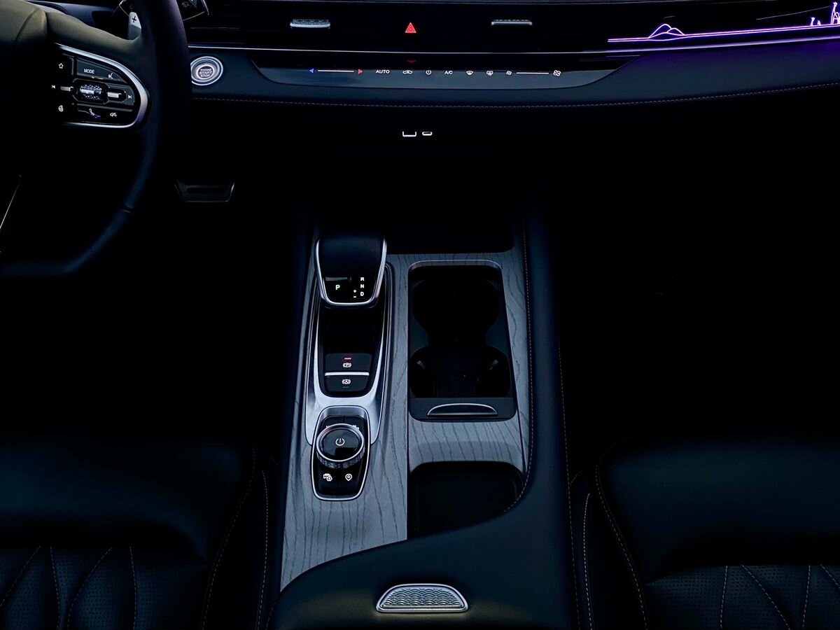 Chery Arrizo 8 с пробегом — 2023 год. Фото: #12