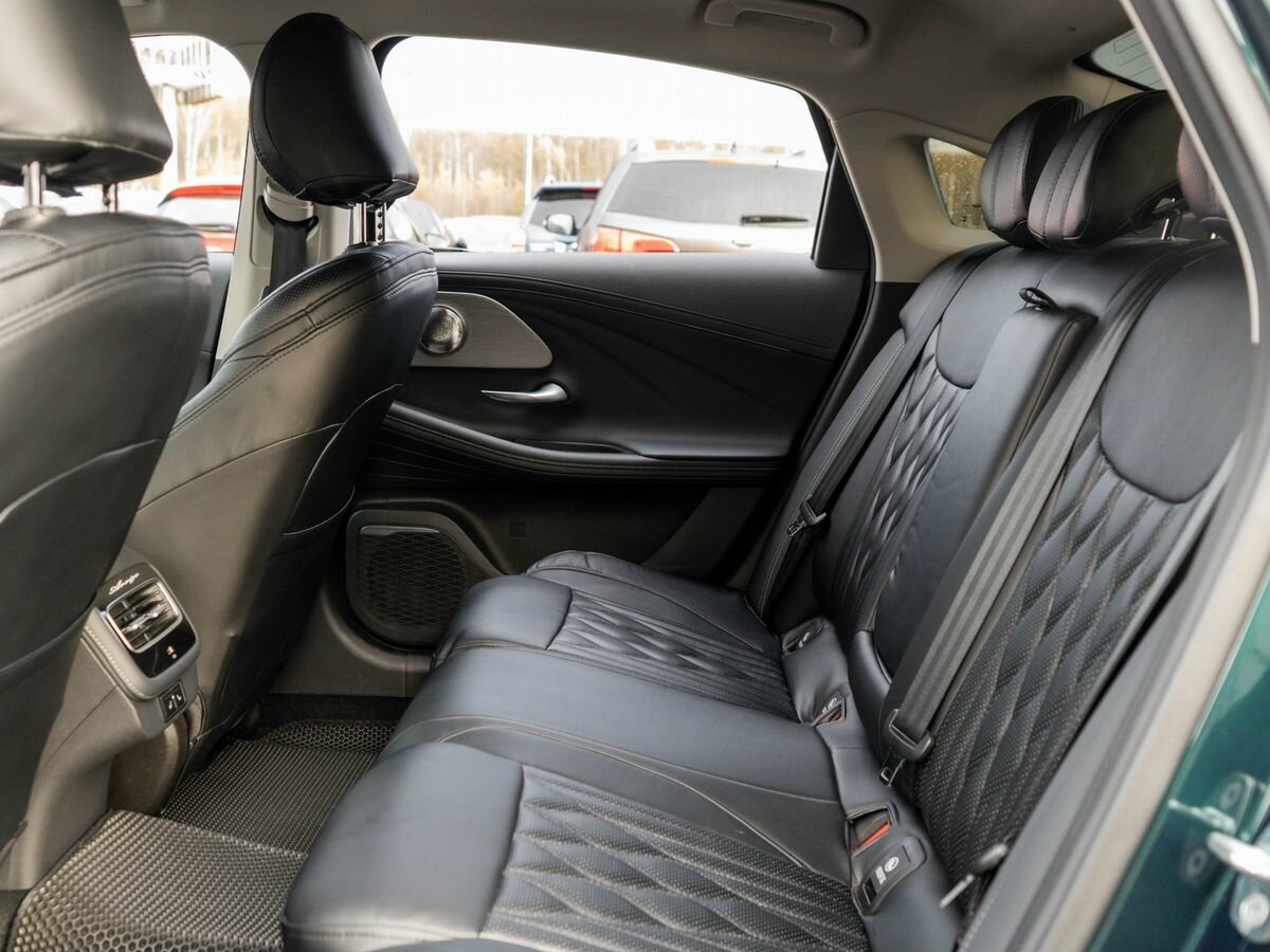 Chery Arrizo 8 с пробегом — 2024 год. Фото: #10