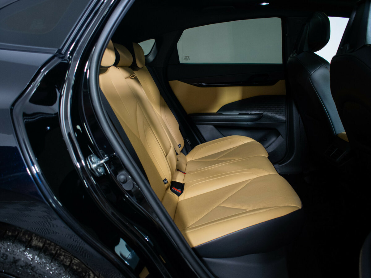 Changan UNI-V с пробегом — 2022 год. Фото: #9