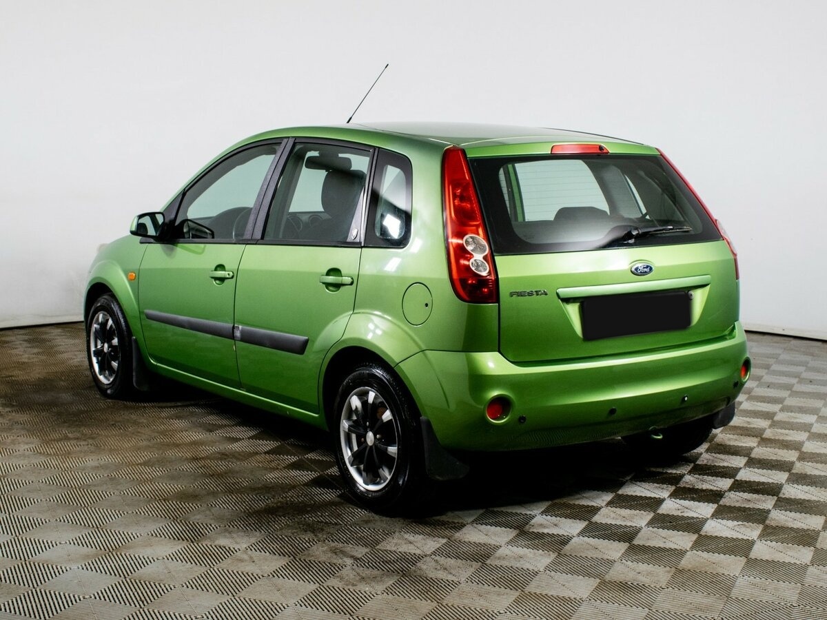 Ford Fiesta с пробегом — 2008 год. Фото: #6