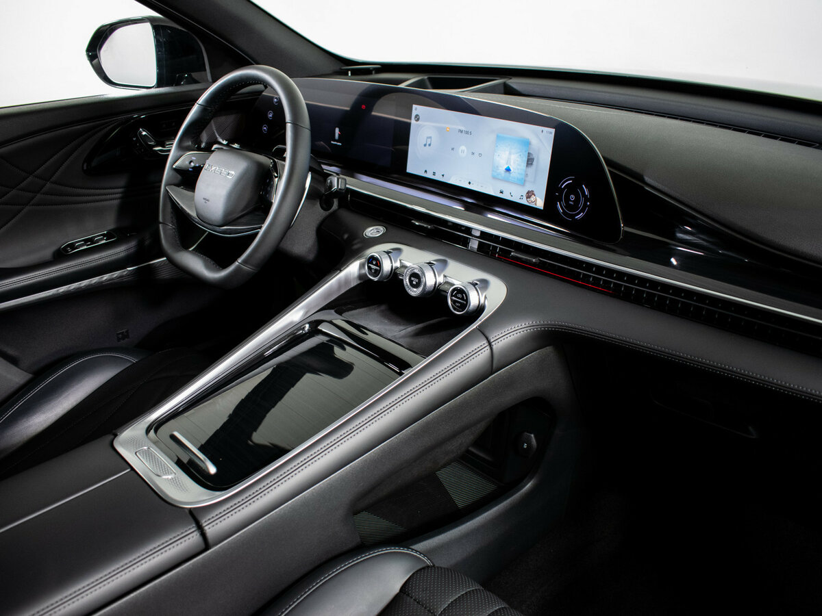 EXEED RX с пробегом — 2023 год. Фото: #9