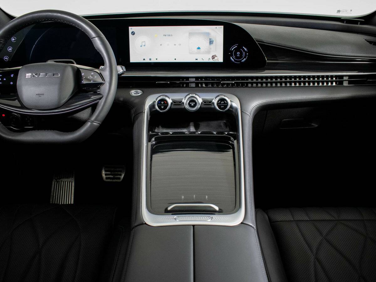 EXEED RX с пробегом — 2023 год. Фото: #10