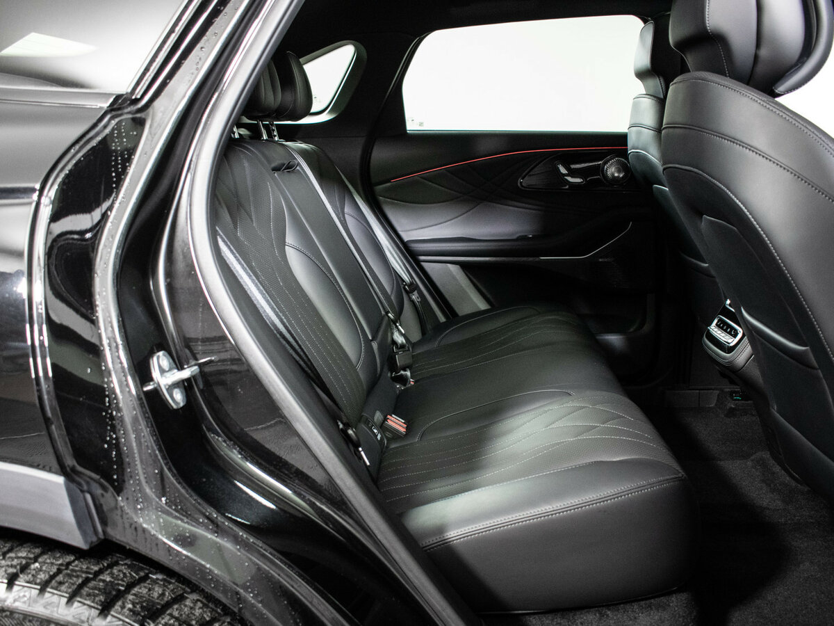 EXEED RX с пробегом — 2023 год. Фото: #11