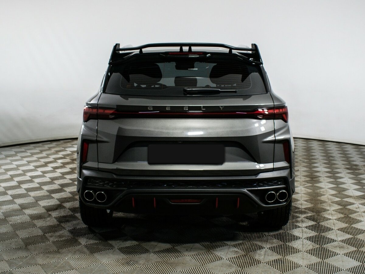 Geely Coolray с пробегом — 2023 год. Фото: #4