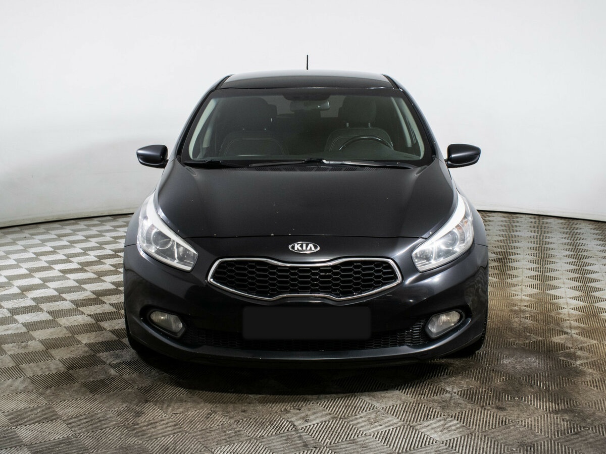 Kia Ceed с пробегом — 2014 год. Фото: #1