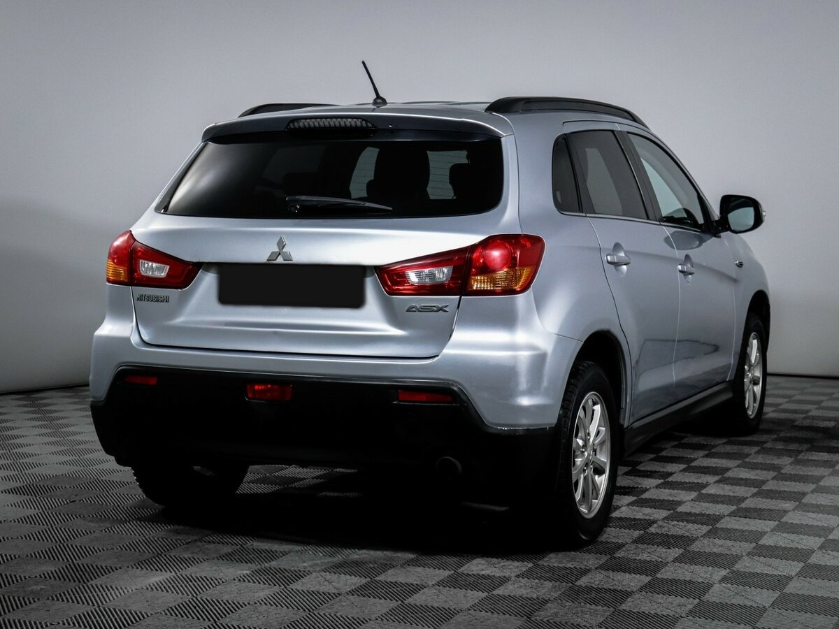Mitsubishi ASX с пробегом — 2011 год. Фото: #3