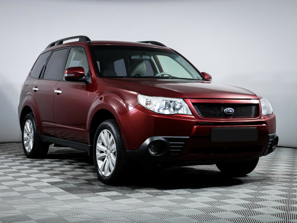 Subaru Forester с пробегом — 2011 год. Фото: #2