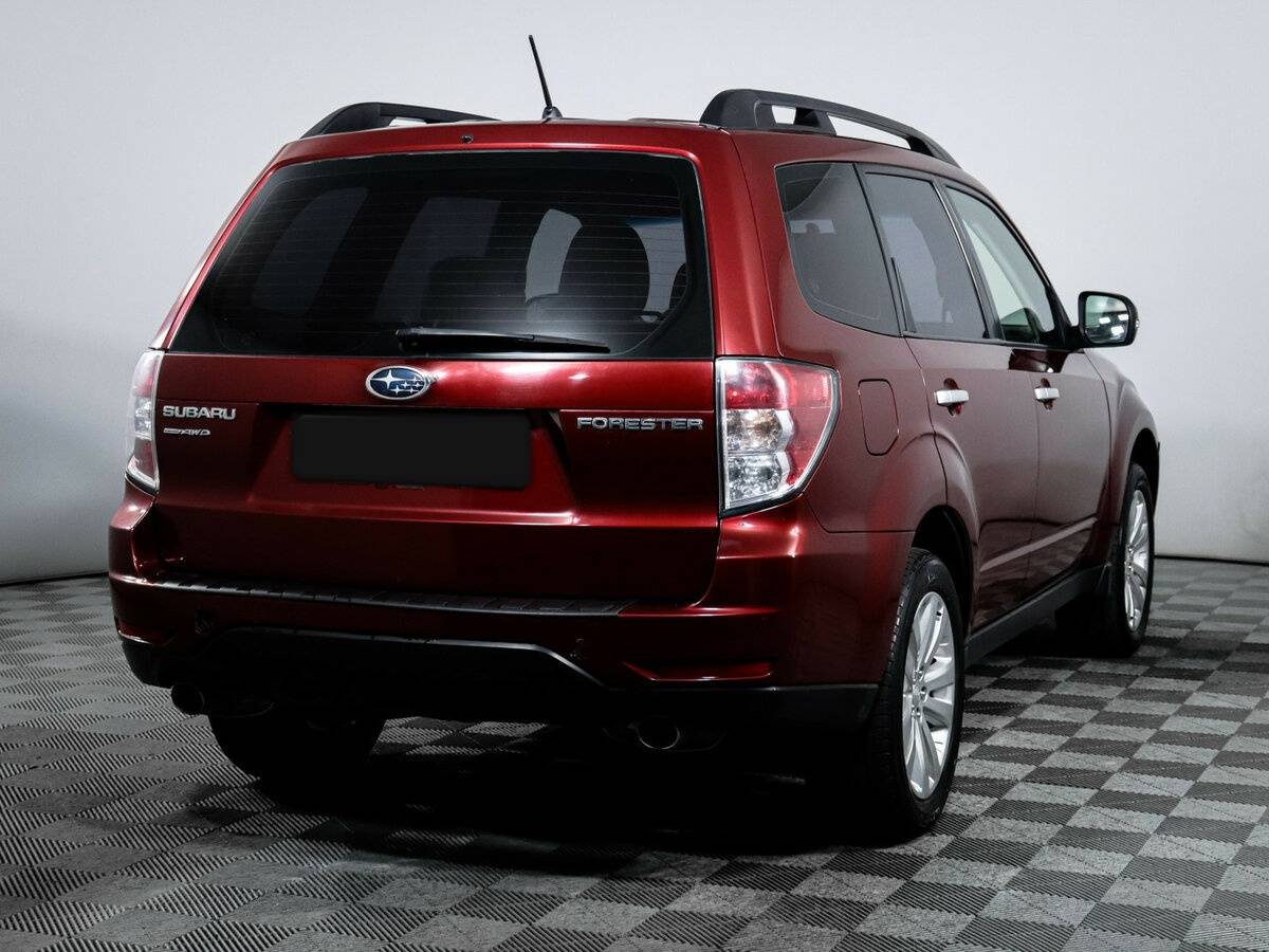 Subaru Forester с пробегом — 2011 год. Фото: #3