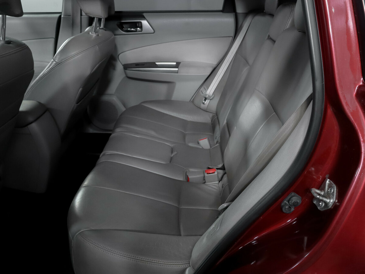 Subaru Forester с пробегом — 2011 год. Фото: #7
