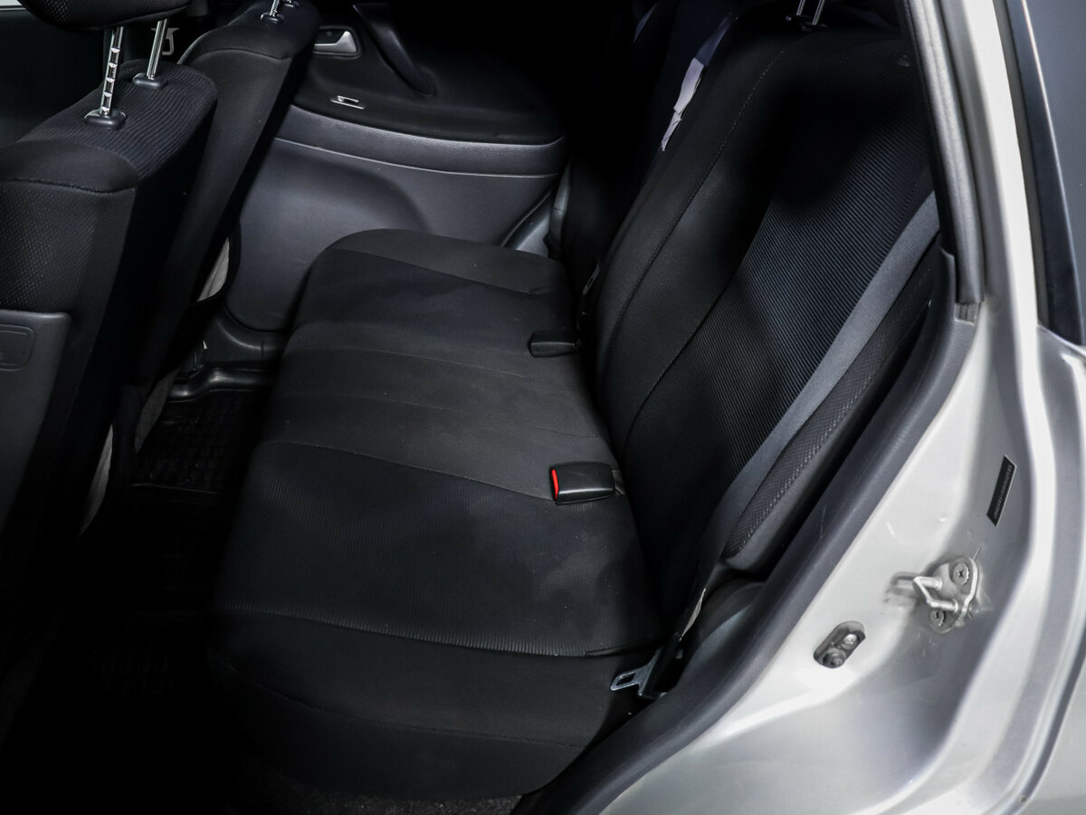 Suzuki Liana с пробегом — 2007 год. Фото: #7