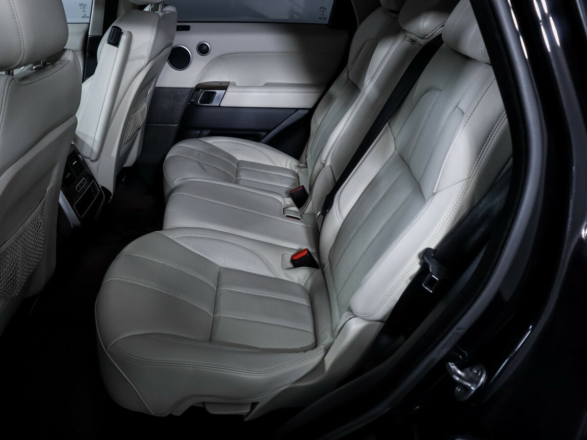 Land Rover Range Rover Sport с пробегом — 2014 год. Фото: #6