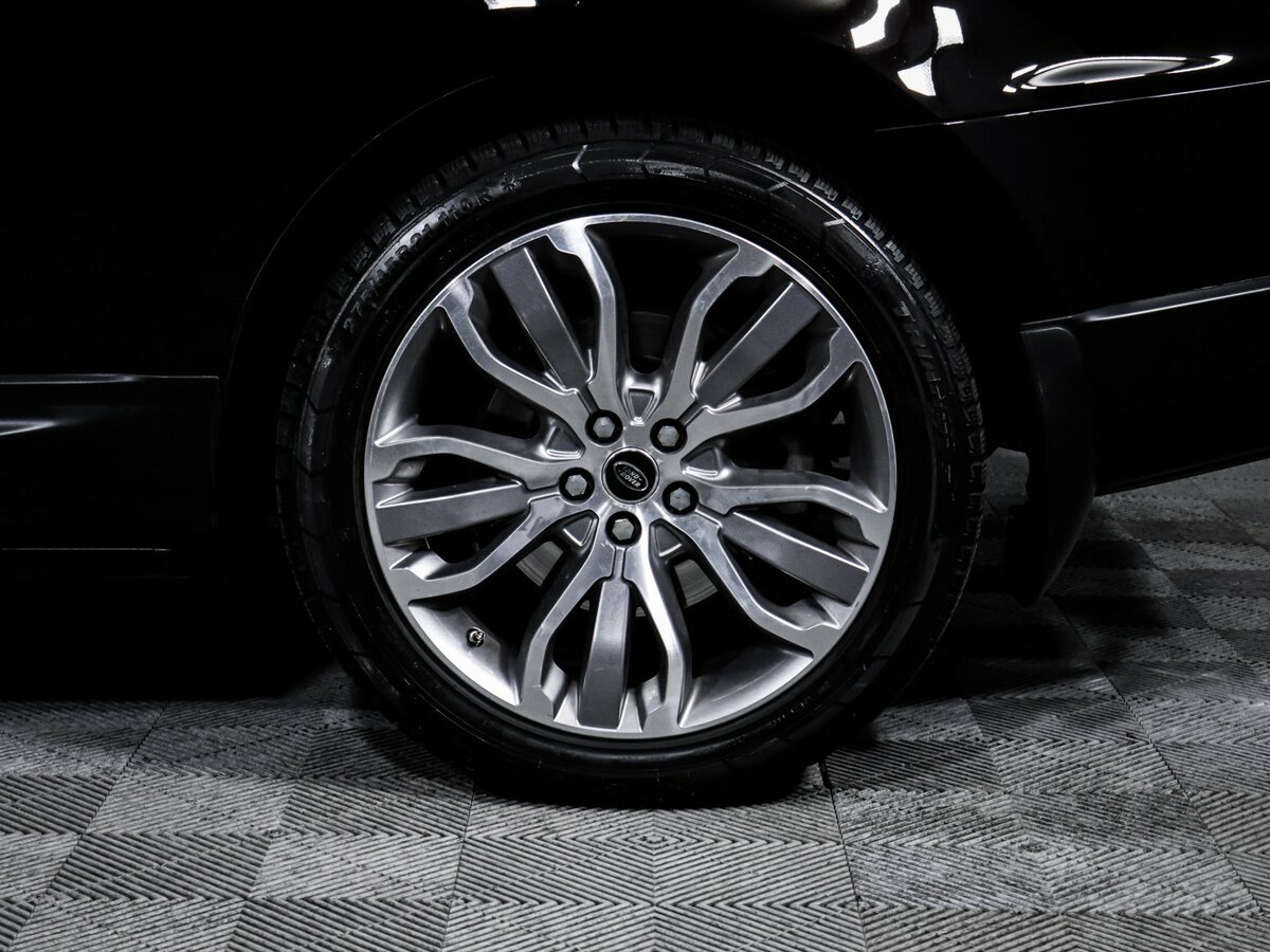 Land Rover Range Rover Sport с пробегом — 2014 год. Фото: #10
