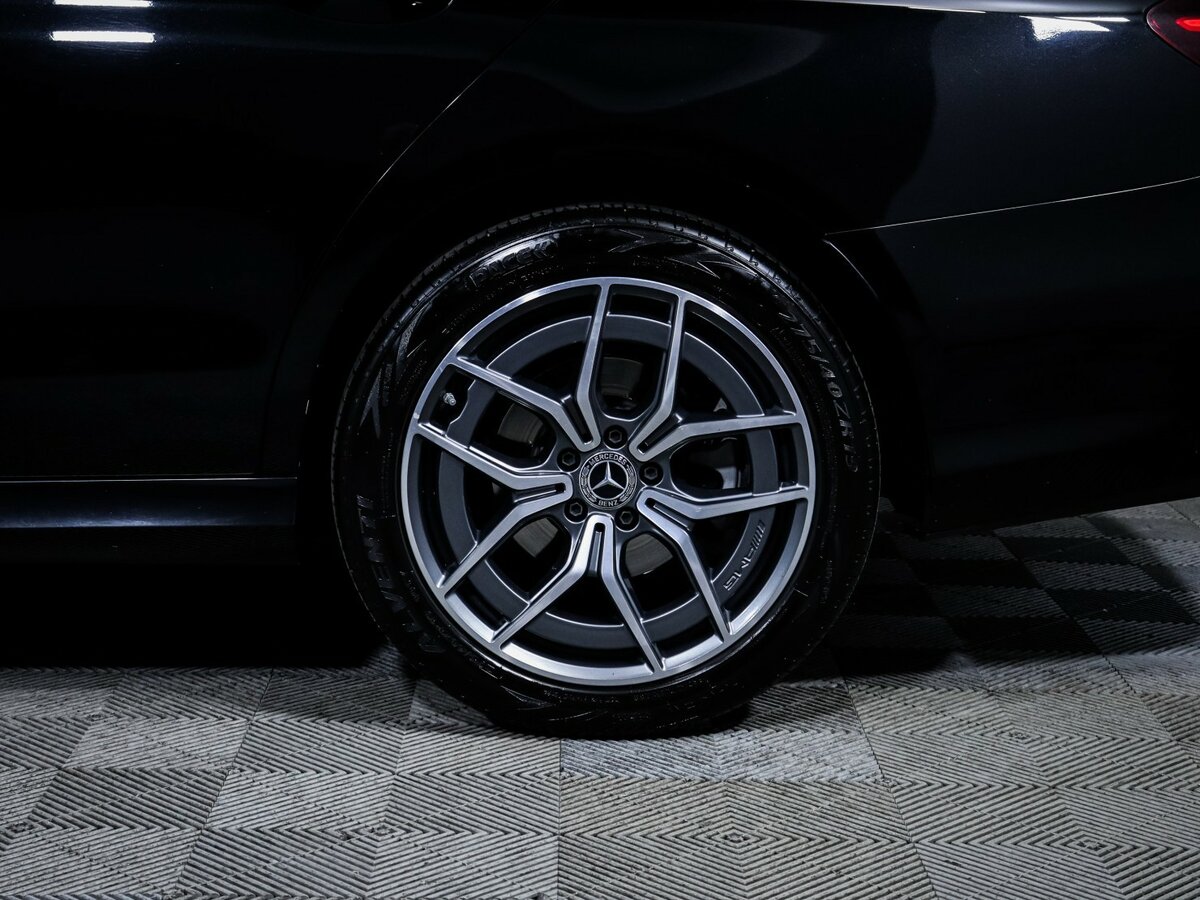 Mercedes-Benz E-Класс с пробегом — 2020 год. Фото: #12