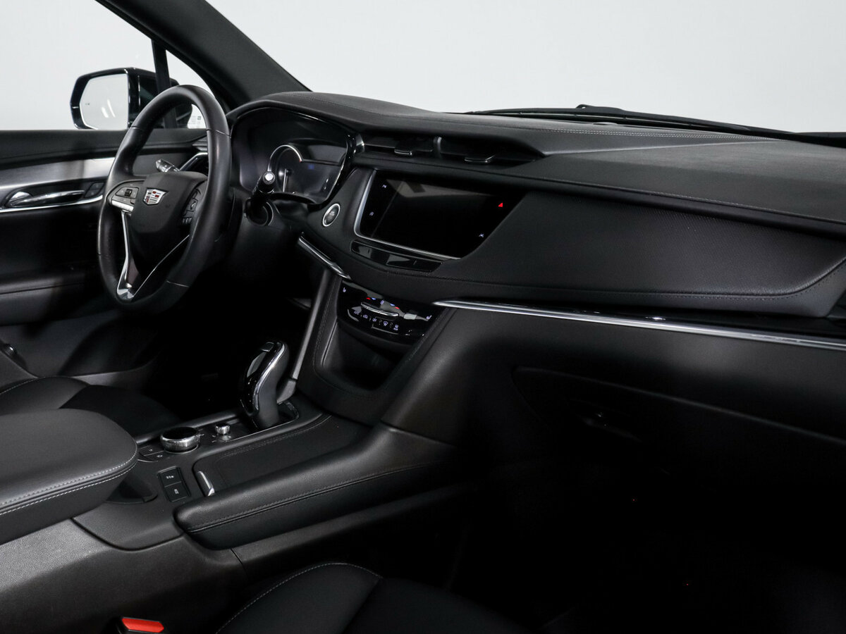 Cadillac XT6 с пробегом — 2023 год. Фото: #5