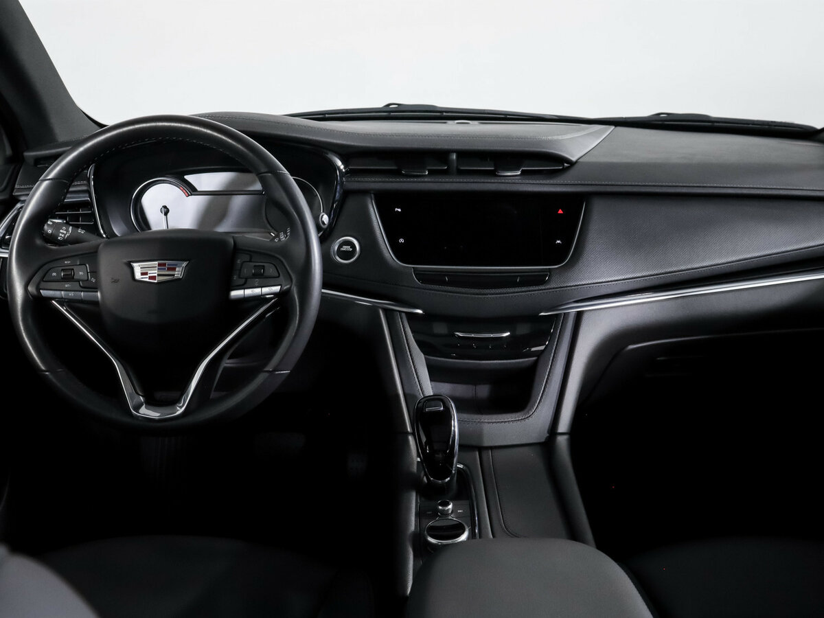 Cadillac XT6 с пробегом — 2023 год. Фото: #8