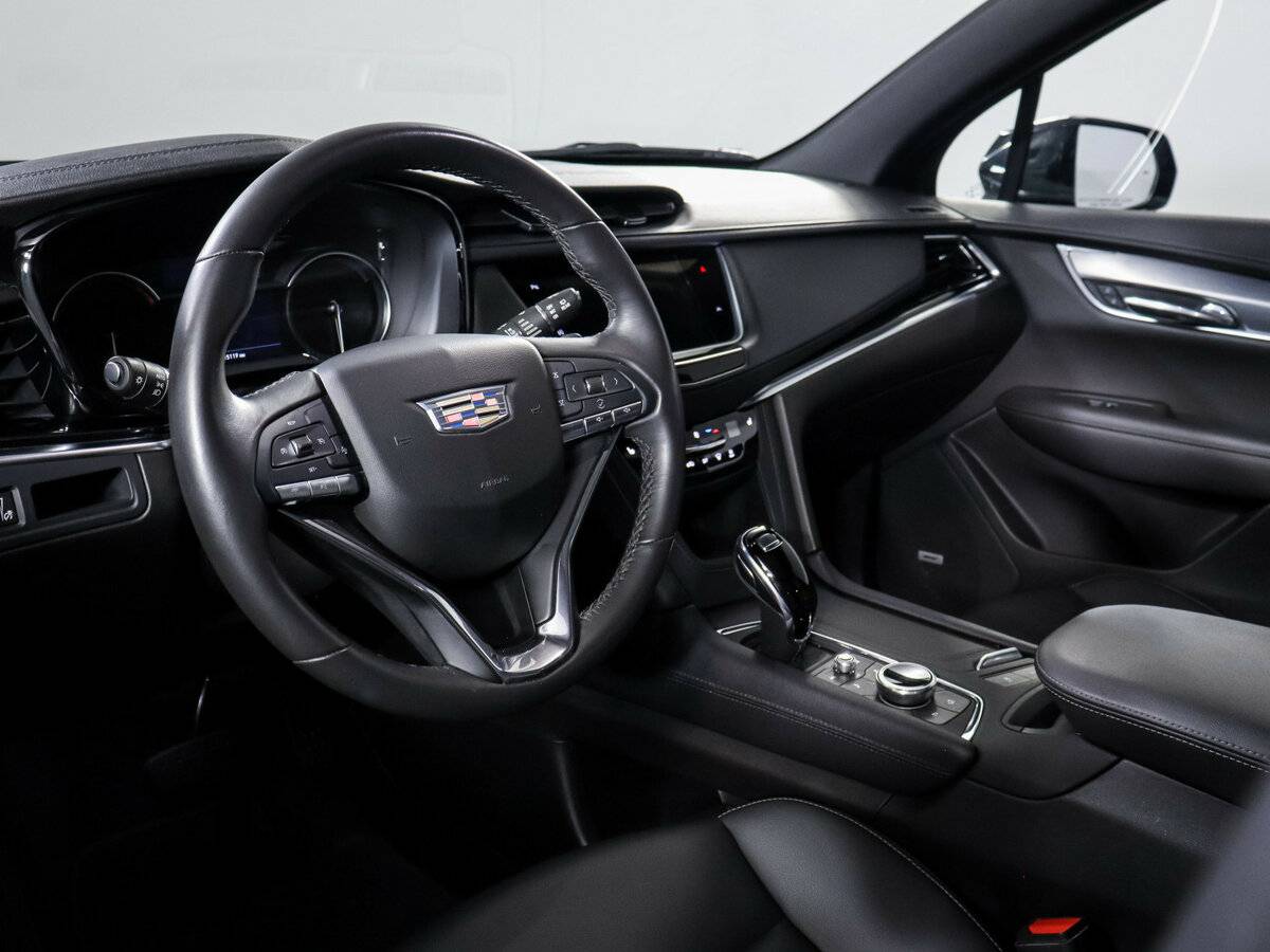 Cadillac XT6 с пробегом — 2023 год. Фото: #9