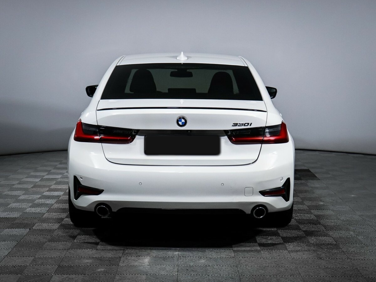 BMW 3 серии с пробегом — 2020 год. Фото: #4