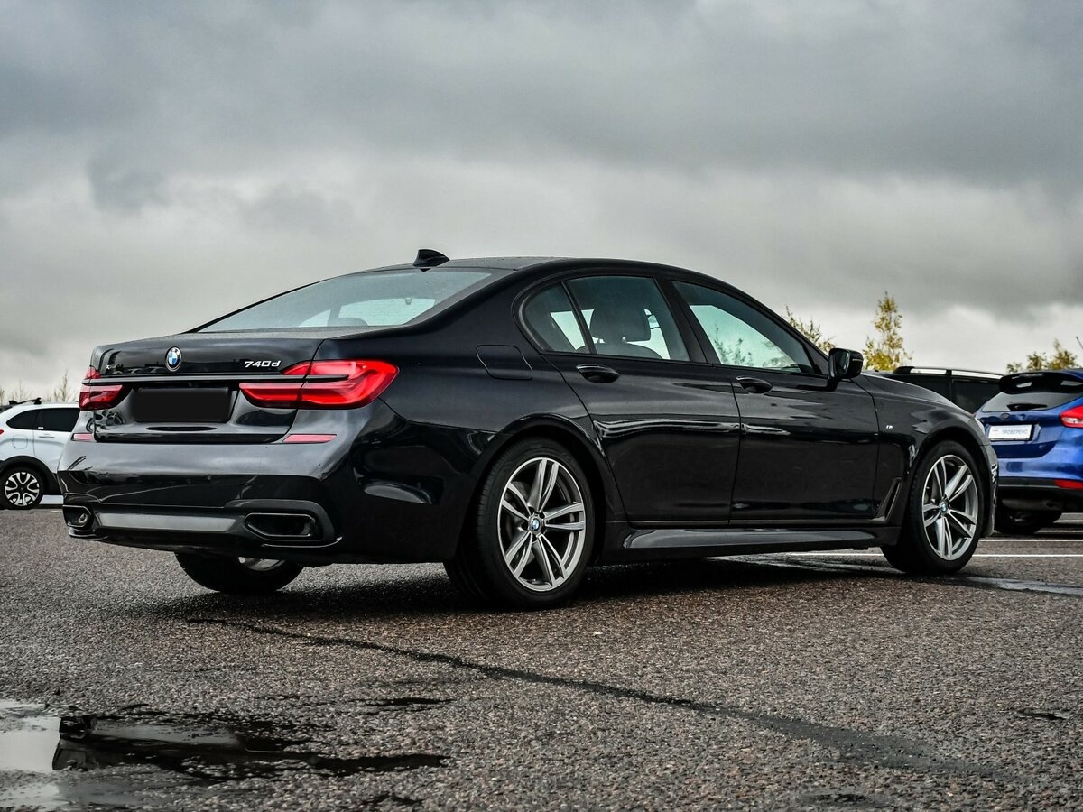 BMW 7 серии с пробегом — 2018 год. Фото: #4