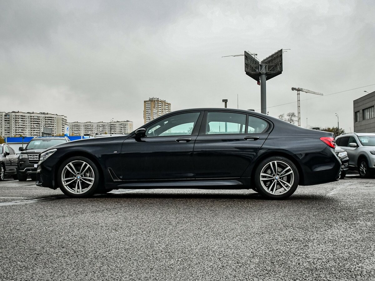 BMW 7 серии с пробегом — 2018 год. Фото: #7