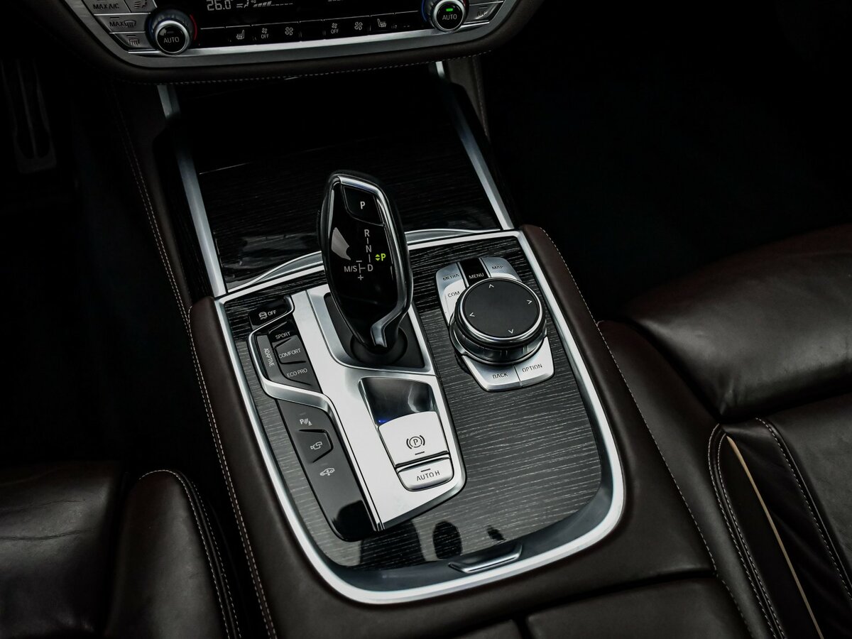 BMW 7 серии с пробегом — 2018 год. Фото: #13