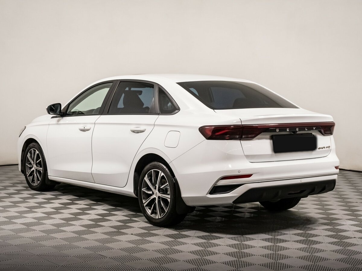 Geely Emgrand с пробегом — 2023 год. Фото: #5