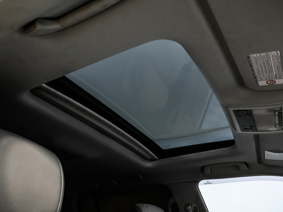 Lexus LX с пробегом — 2012 год. Фото: #15