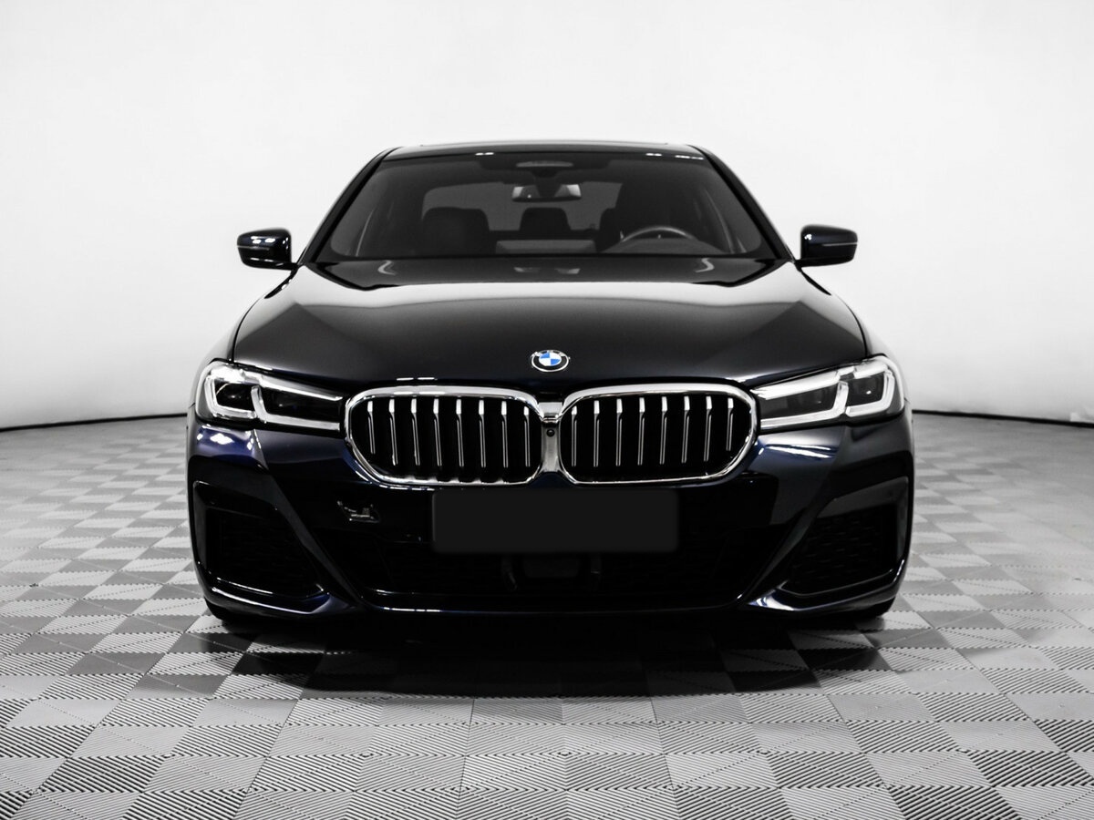BMW 5 серии с пробегом — 2021 год. Фото: #1