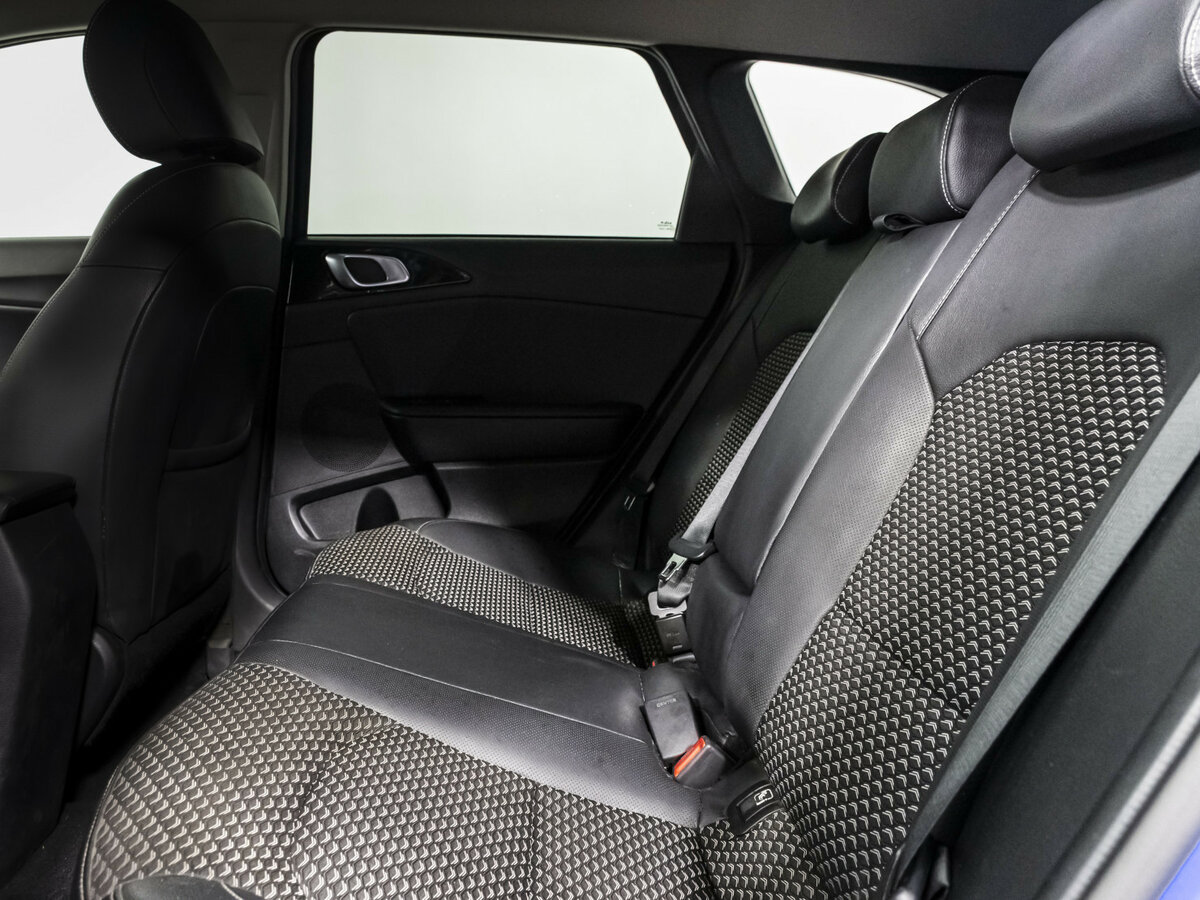 Kia Ceed с пробегом — 2021 год. Фото: #7