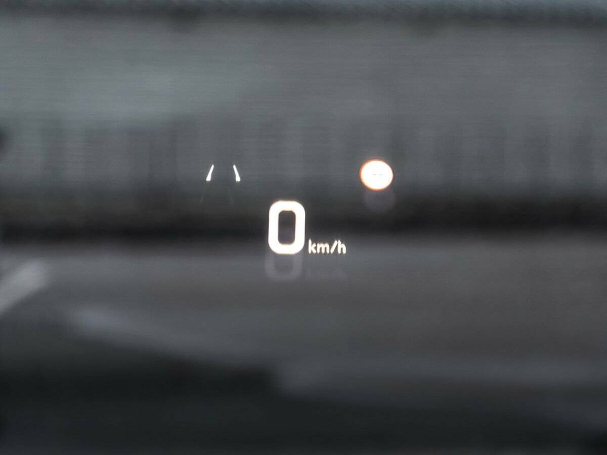 Cadillac Escalade-V с пробегом — 2025 год. Фото: #26