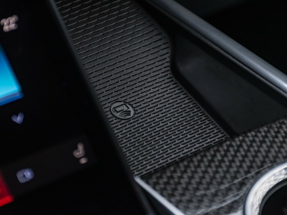 Cadillac Escalade-V с пробегом — 2025 год. Фото: #30