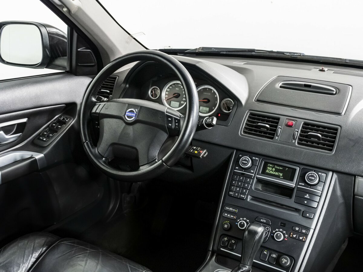 Volvo XC90 с пробегом — 2011 год. Фото: #6